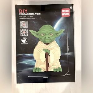 ✿ Wise Hawk - Yoda